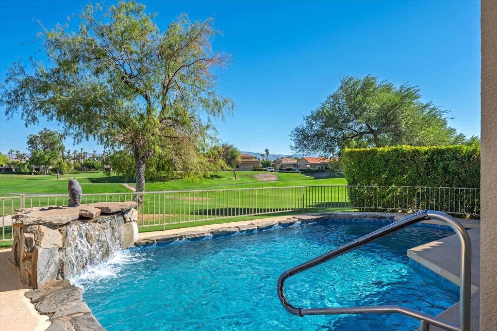 Mission Hills East - Residential Lease