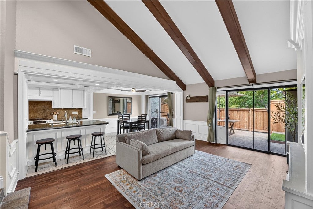 4609 E Via La Paloma 7