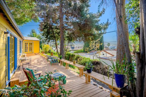 3864 Clayton Avenue Los Angeles CA 90027