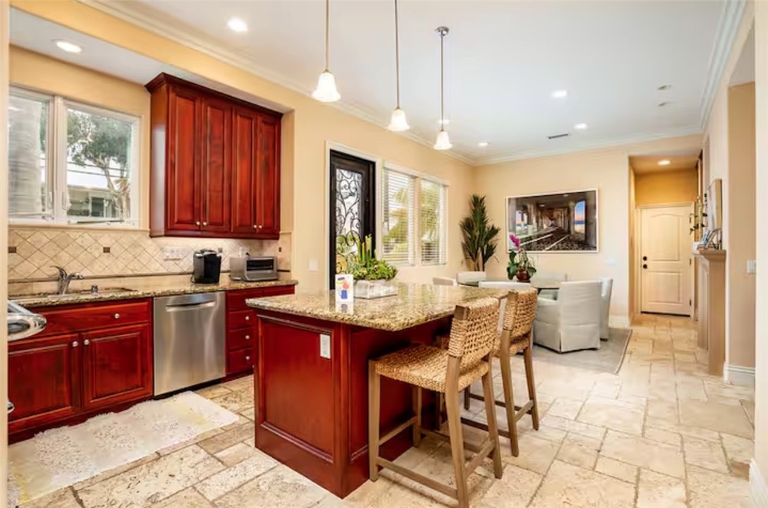 Downtown Area (DOWN) - Residential Lease