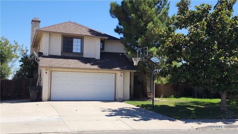 Photo of 12441 San Jacinto DR, Victorville, CA 92392 (MLS # IV26206197)