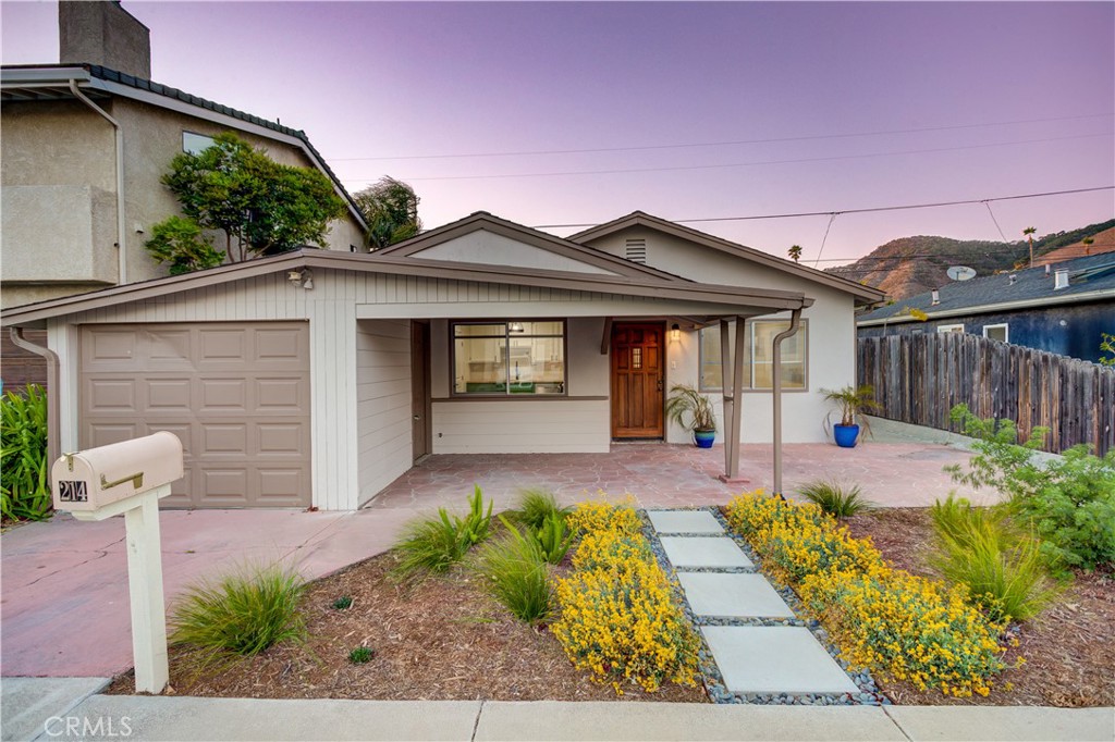 214 Placentia Avenue