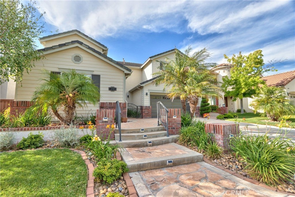 33208 Rhine Ave.