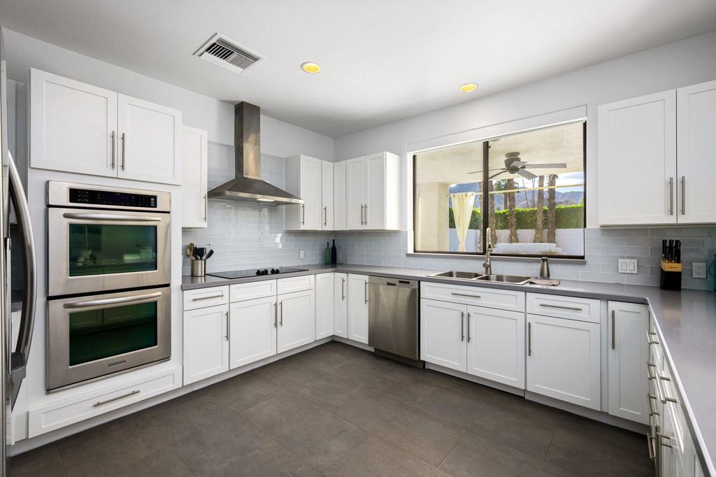 75437 Desert Park Drive