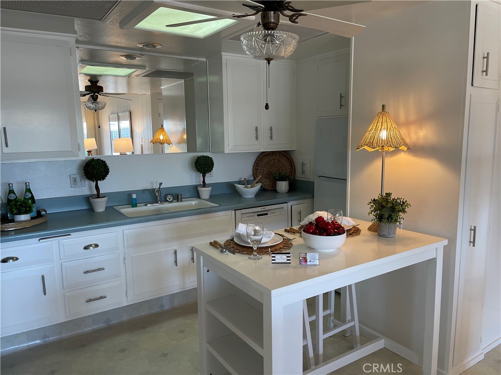 1421 Golden Rain Road 4 87F