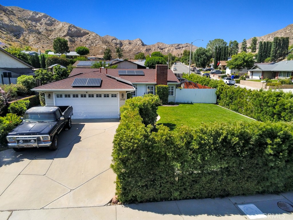 14705 Calla Lily Court