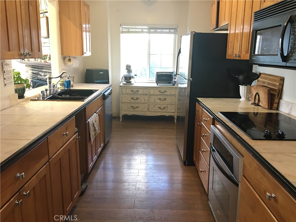 10161 Foothill Boulevard
