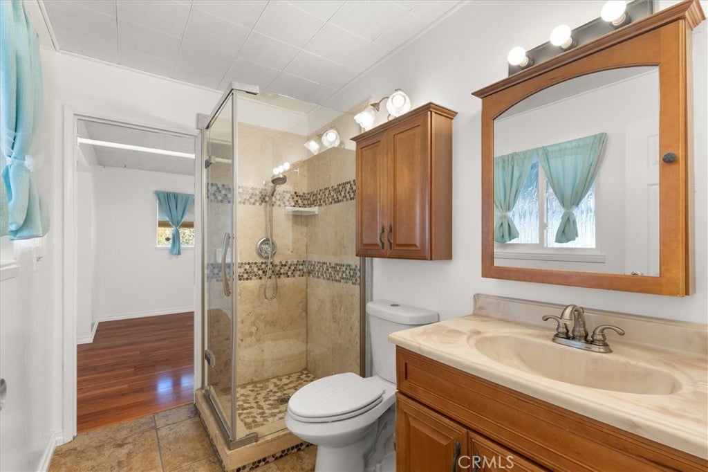 1917 W Flora St, Santa Ana CA 92704 - Photo 19