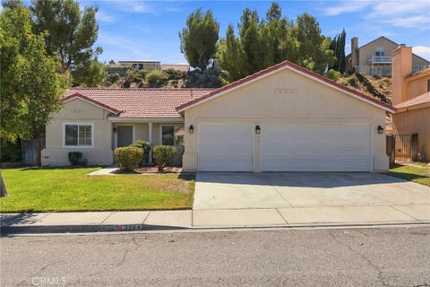 Photo of 3204 Quarry RD, Palmdale, CA 93550 (MLS # SR26225503)