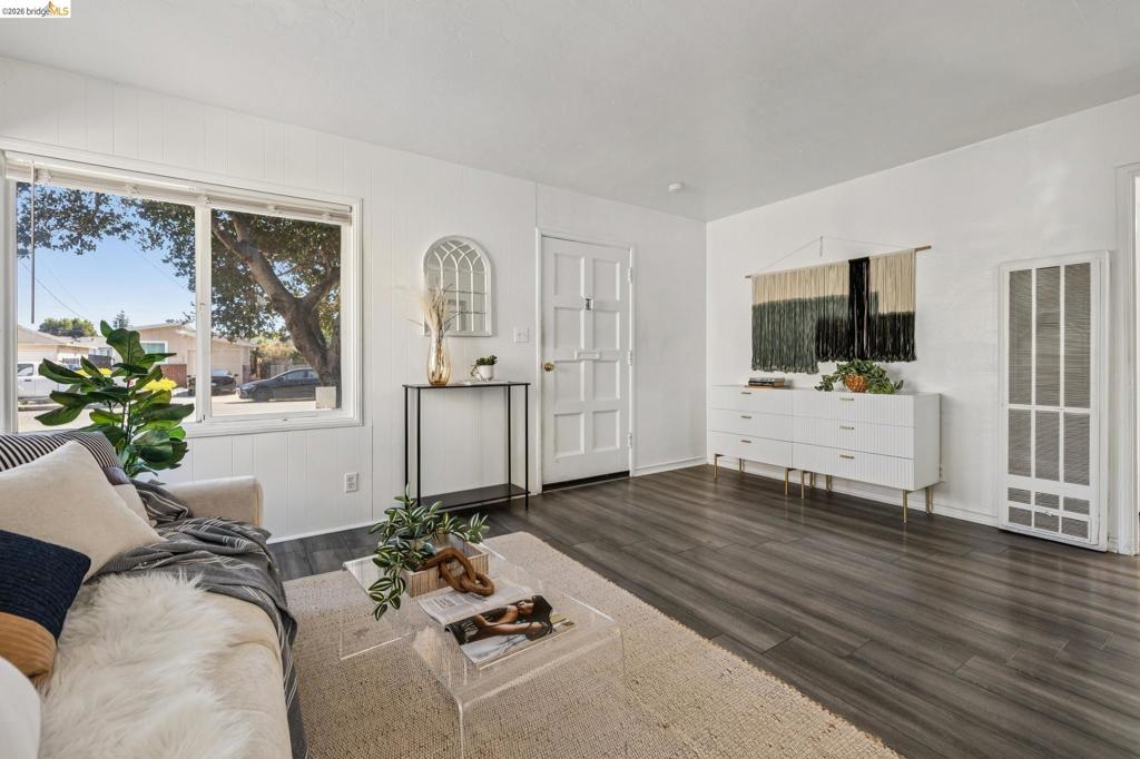 3417 Maricopa Ave
