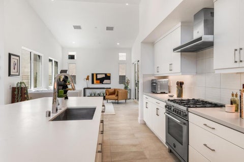 Tiny photo for 423 Fountain Drive, Palm Springs, CA 92262 (MLS # 219155004DA)