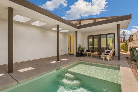 Tiny photo for 423 Fountain Drive, Palm Springs, CA 92262 (MLS # 219155004DA)