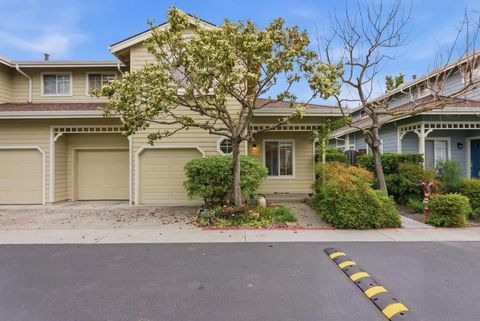 Photo of 1914 Newman Place, Mountain View, CA 94043 (MLS # ML82041837)