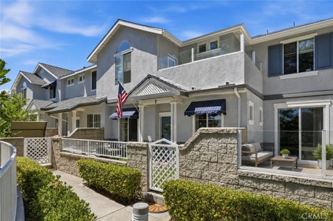Photo of 7 Coronado Cay LN, Aliso Viejo, CA 92656 (MLS # SB26149937)
