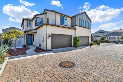 Photo of 1995 Julie Dawn Pl. PL, Escondido, CA 92026 (MLS # 260020963SD)