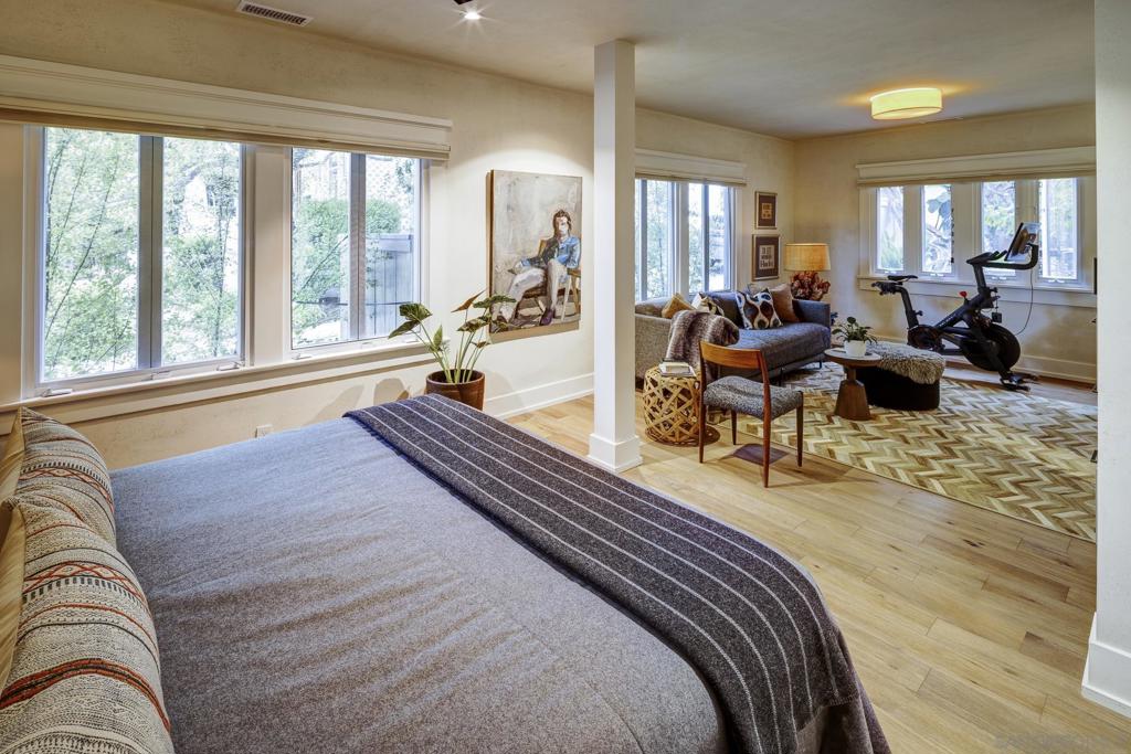 Mission Hills - Residential