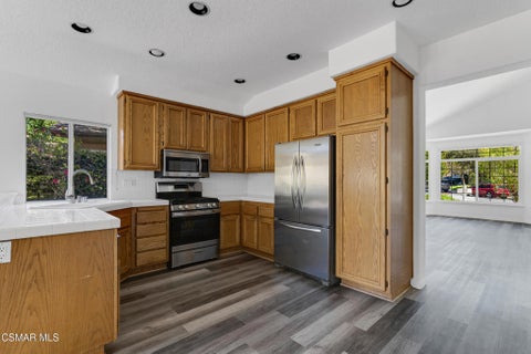Tiny photo for 560 Timberwood Avenue, Thousand Oaks, CA 91360 (MLS # 226004329)