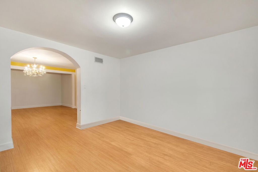 7231 Vanalden Avenue