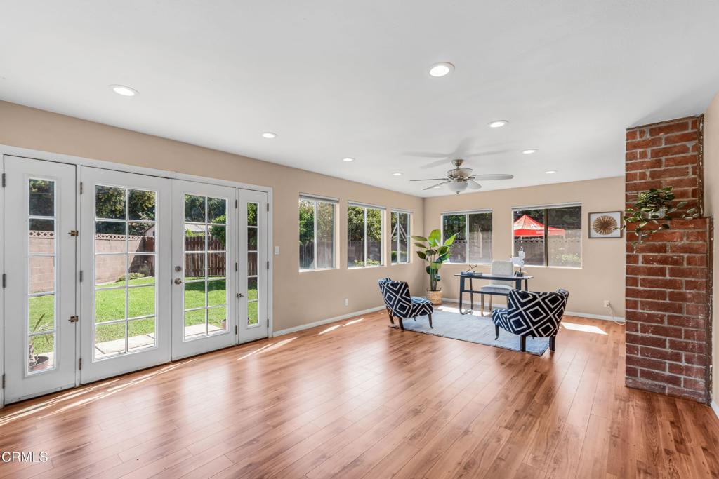 3287 Curt Drive