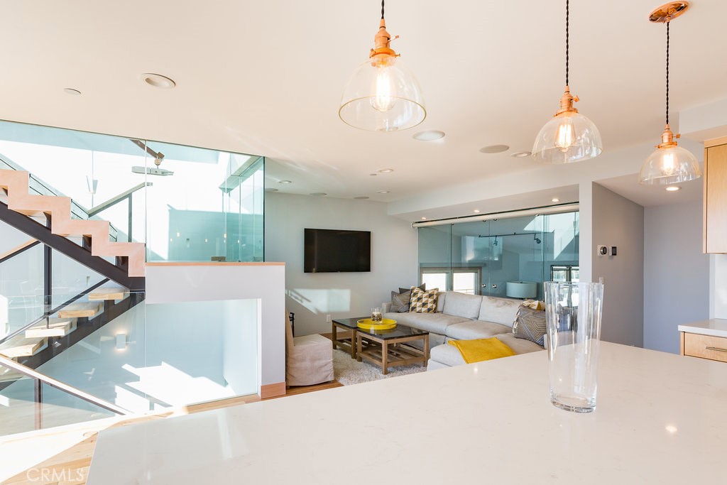 814 Monterey Boulevard