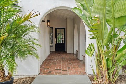 Photo of 3549 Elm Drive, Calabasas, CA 91302 (MLS # SR26222957)