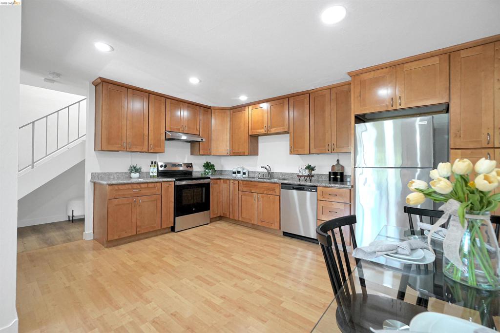 410 Auburn Way Way