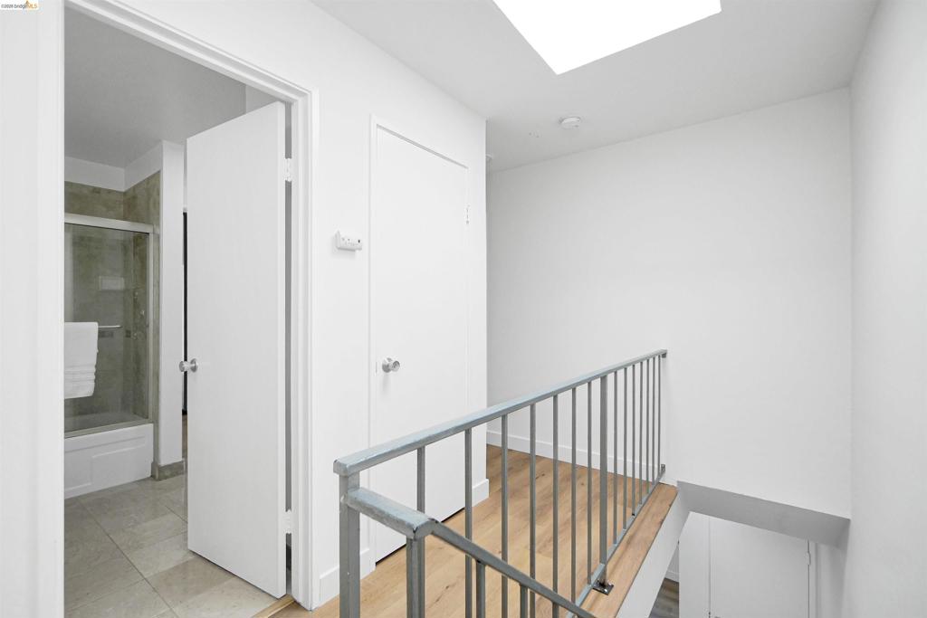410 Auburn Way 42