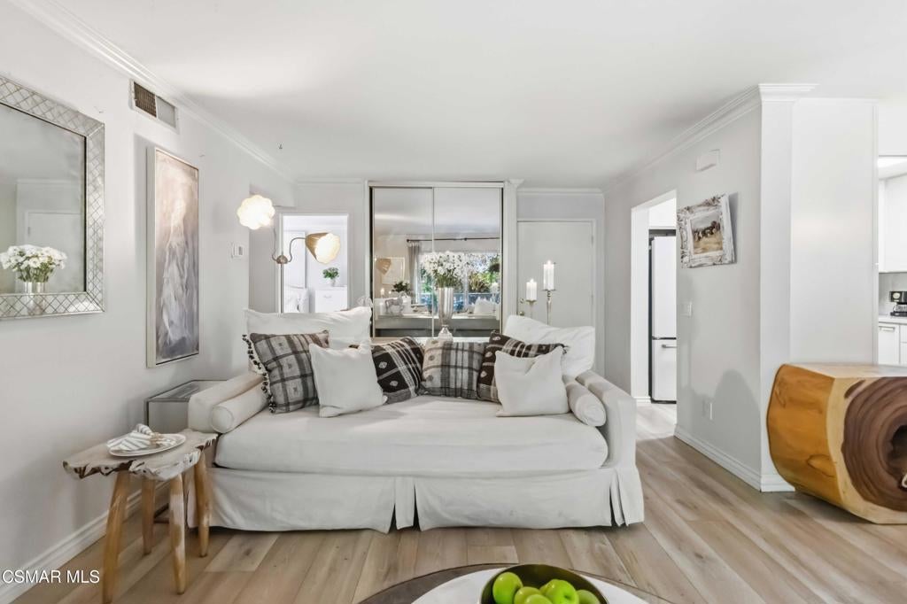 255 Sequoia Court 14
