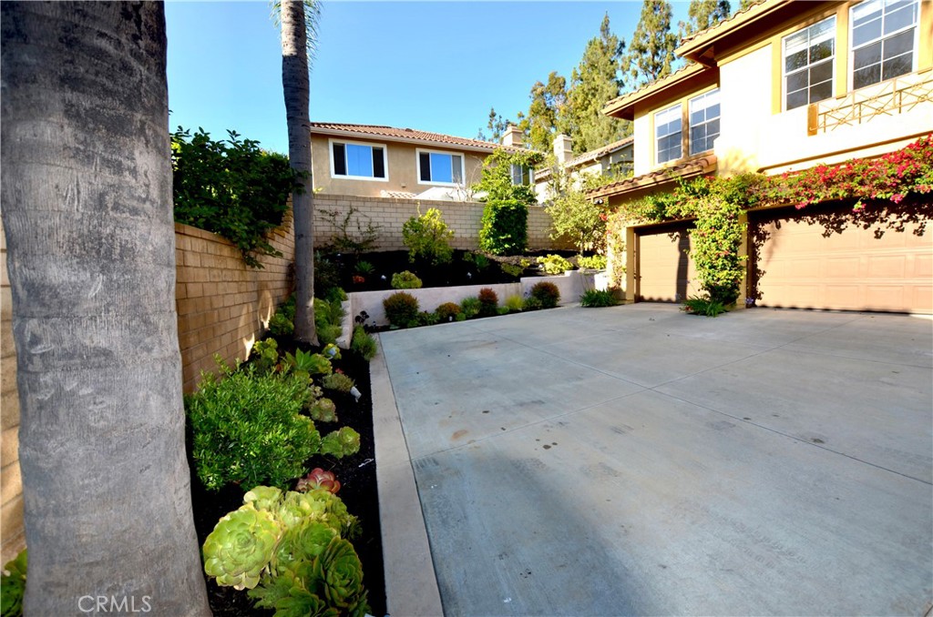 10870 Tantlinger Drive
