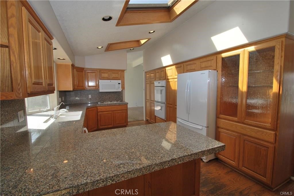 3292 Kenilworth Drive