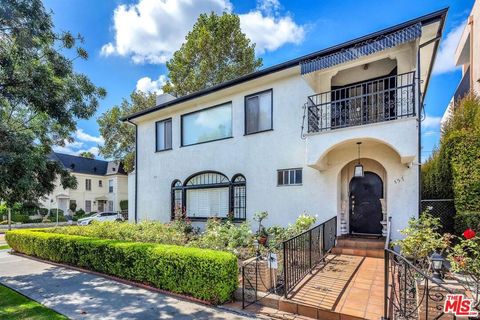 Photo of 157 S Elm Drive, Beverly Hills, CA 90212 (MLS # 25602571)