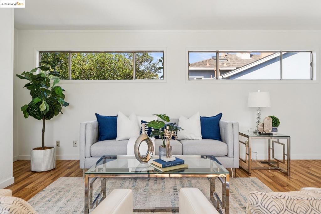 EL CERRITO - Residential