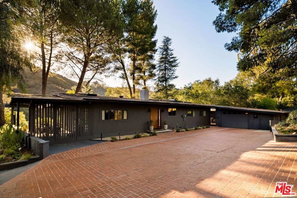 24647 Mulholland Highway