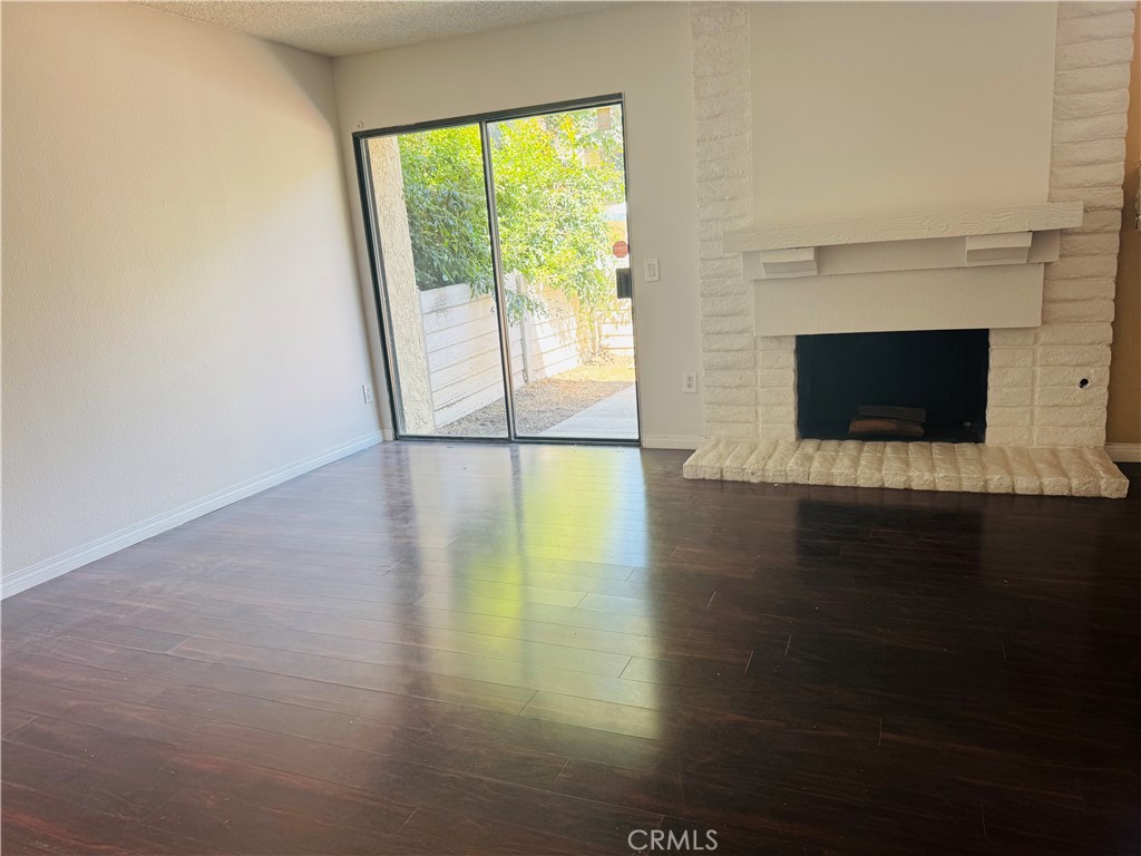 2512 N Tustin Avenue 74