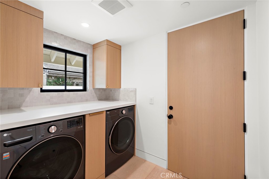 Cyprus Cove (CW) - Residential Lease