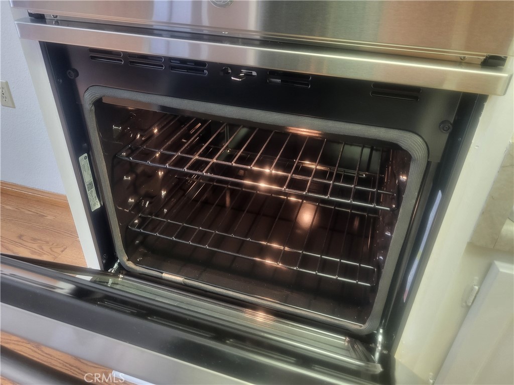 2028 Via Mariposa East