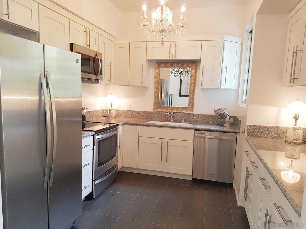 La Jolla - Residential Lease