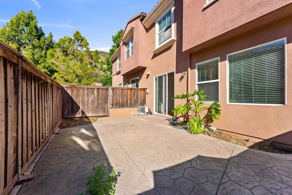 1234 Highbluff Avenue