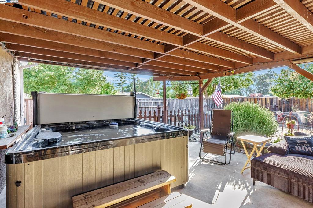 RANCHO ARROYO - Residential