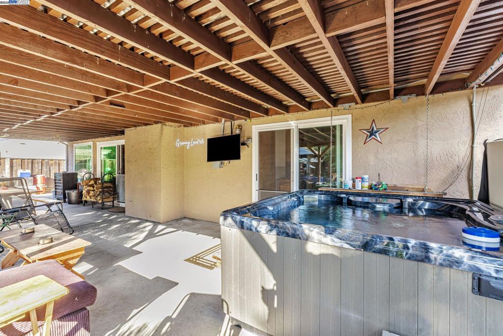 RANCHO ARROYO - Residential