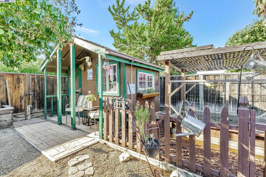 RANCHO ARROYO - Residential