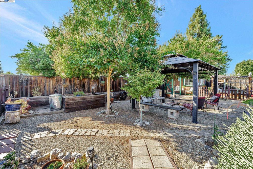 RANCHO ARROYO - Residential