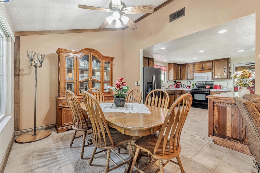 RANCHO ARROYO - Residential
