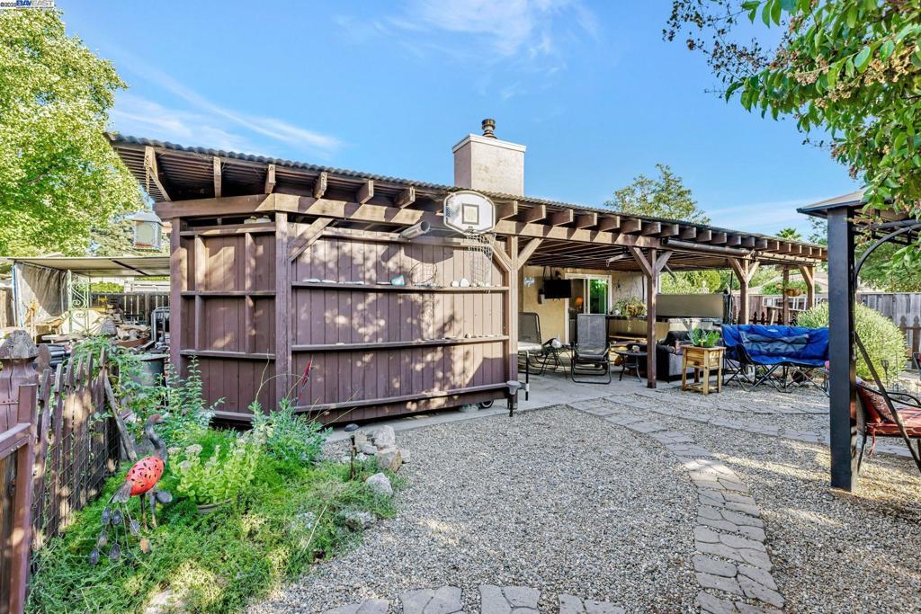 RANCHO ARROYO - Residential