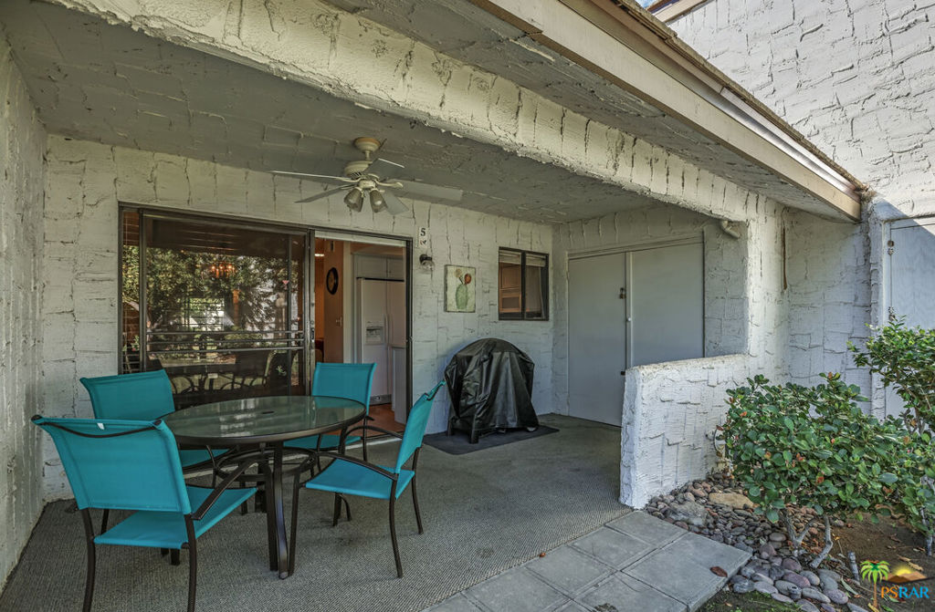 Palm Canyon Villas - Residential