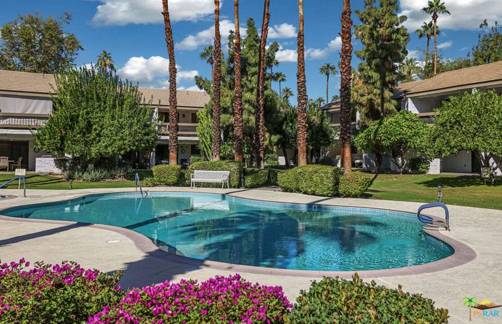 Palm Canyon Villas - Residential