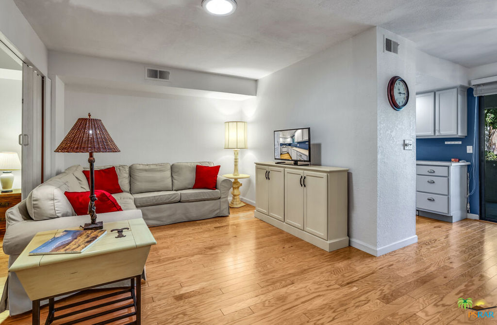 Palm Canyon Villas - Residential