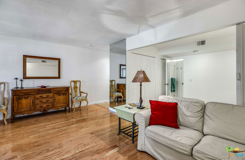 Palm Canyon Villas - Residential