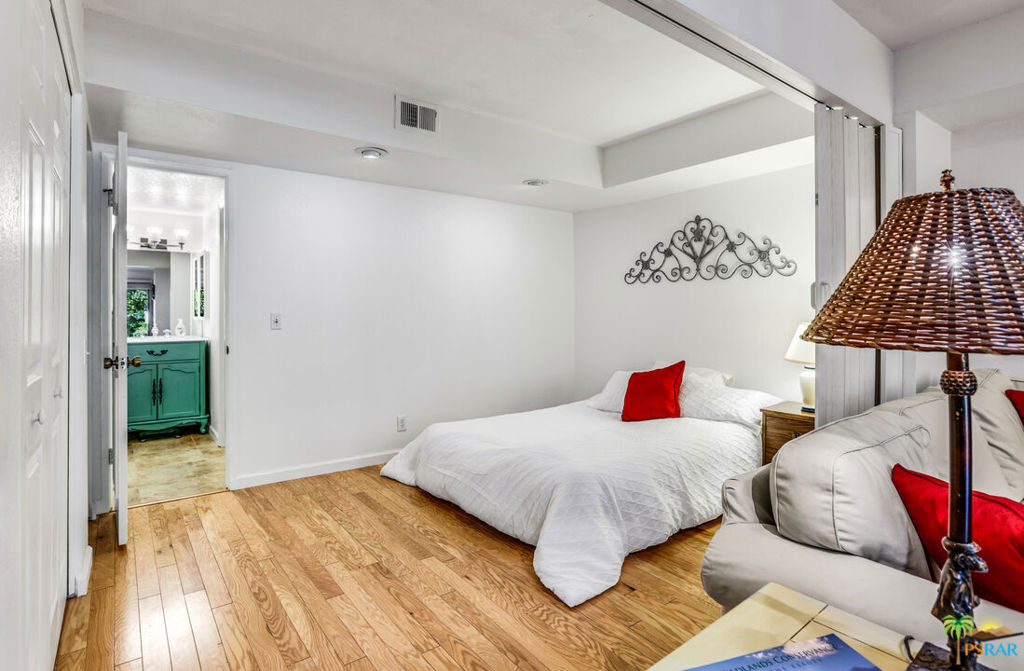 Palm Canyon Villas - Residential