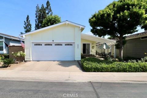 1609 Canyon Lake 137 Santa Ana CA 92705
